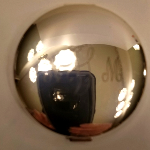 #857M Pier 1 Engraved Siver-plated 2 Mirror Magnifying Compact - Picture 3 of 6